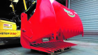 Northern firm bites into shear-grab market, with ‘maintenance-free’ tines
