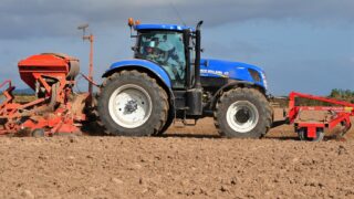 New tractor sales in UK rise; end-of-year rush boosts tally