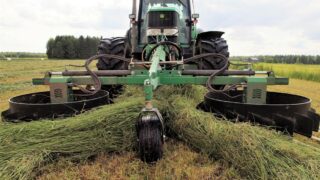 Here’s the ultimate ‘one-pass’ system – for baled silage contractors