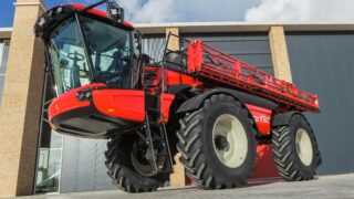 Why not ‘go Dutch’ with a 60kph, 8,000L sprayer?
