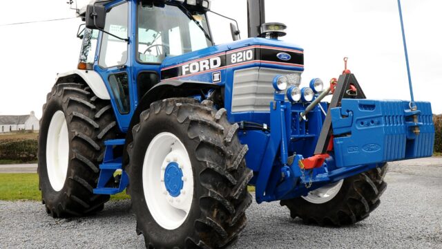 Ford 8210