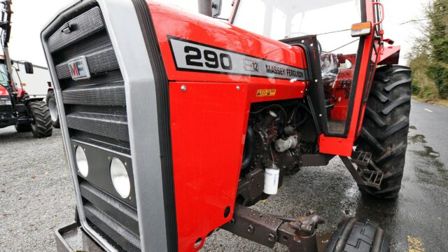 Massey Ferguson MF 290