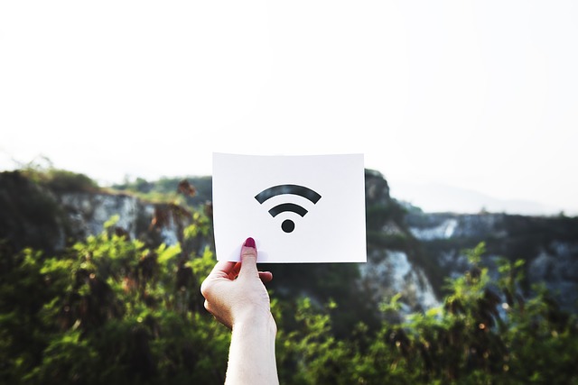 هل برنامج تعريفات الجهاز بدون نت موجود فعلاً؟ وكيف يعمل؟