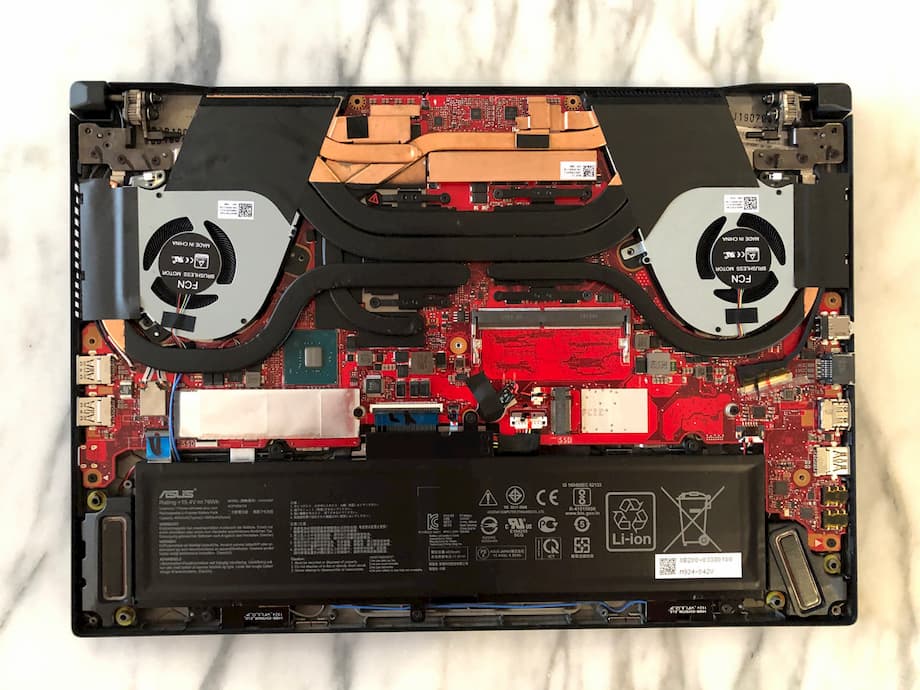 Asus ROG Zephyrus S GX502 4