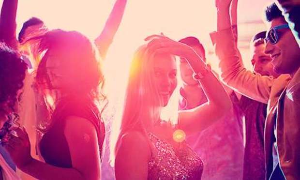 Hen Do or Hen Party - Club with Unlimited Drinks Activity