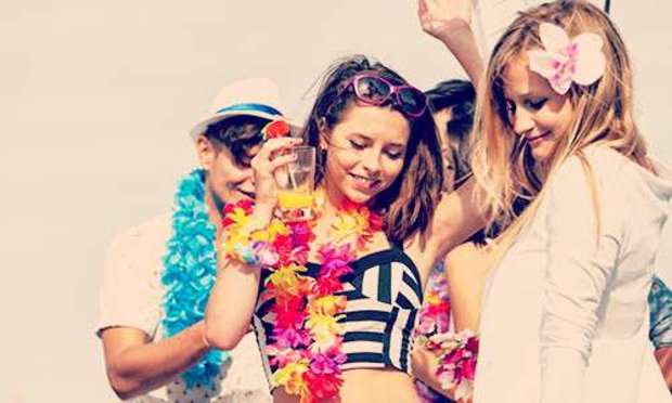 Hen Do, Hen Party & Hen Weekend Beach Club Activity