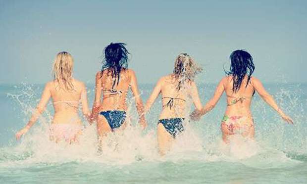 Hen Party Activities for Beach Babes | Hen Weekend