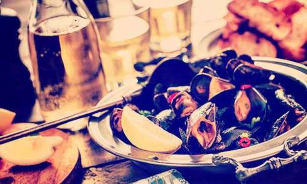 Paris Hen Do Party Ideas for Foodies | Hen Weekends