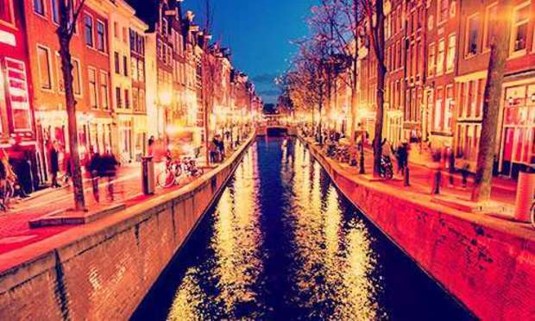 Amsterdam Hen Do Ideas and Activities - Ultimate Red Light Tour