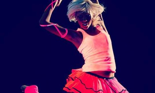 Derby Hen Do Ideas and Activities - 90s Dance Class