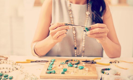 Dusseldorf - Jewellery Making - Hen Party Ideas - Hen Weekends