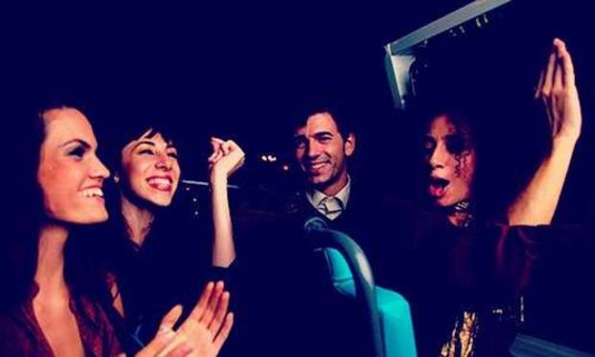 Edinburgh - Hen Party Ideas & Activities - Comedy Tour Bus