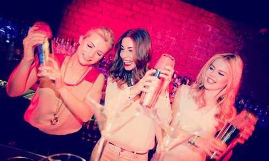 Magaluf Hen Do Ideas and Activities - Cocktail Making