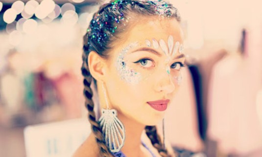 Manchester - Glitter and Canapes - Hen Party Activities - Hen Weekends