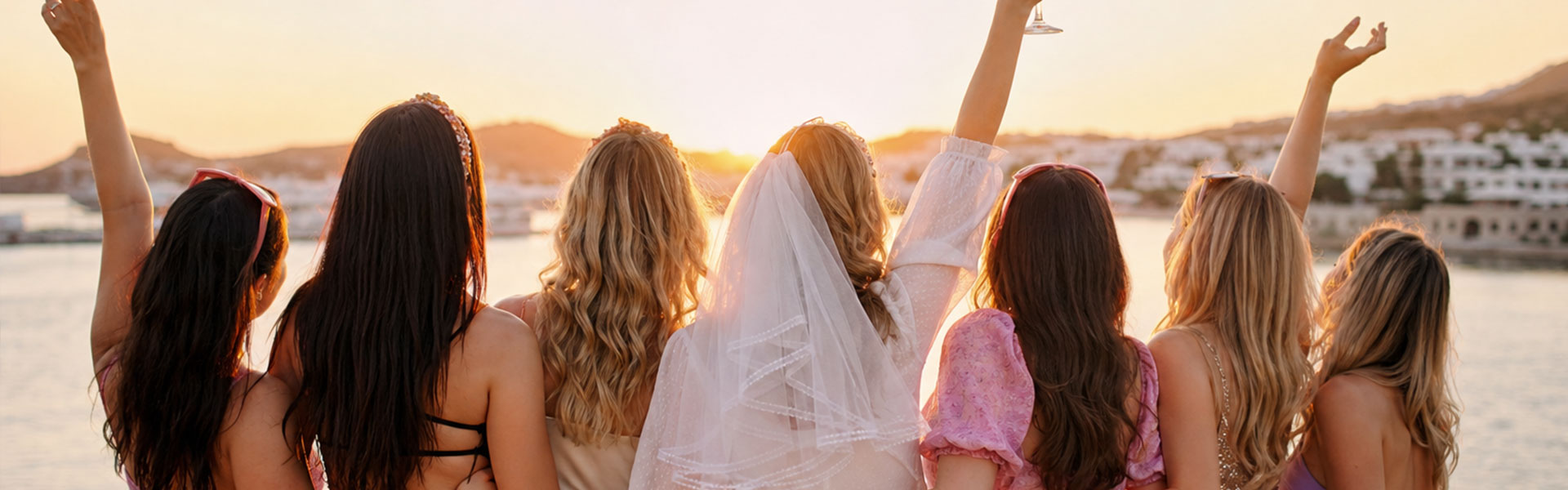 looking to plan<br>a hen weekend?
