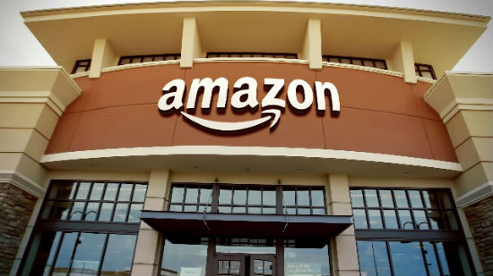 هاتف ذكي من امازون بشاشه 3D