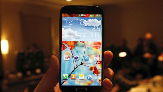 جالاكسي اس 4