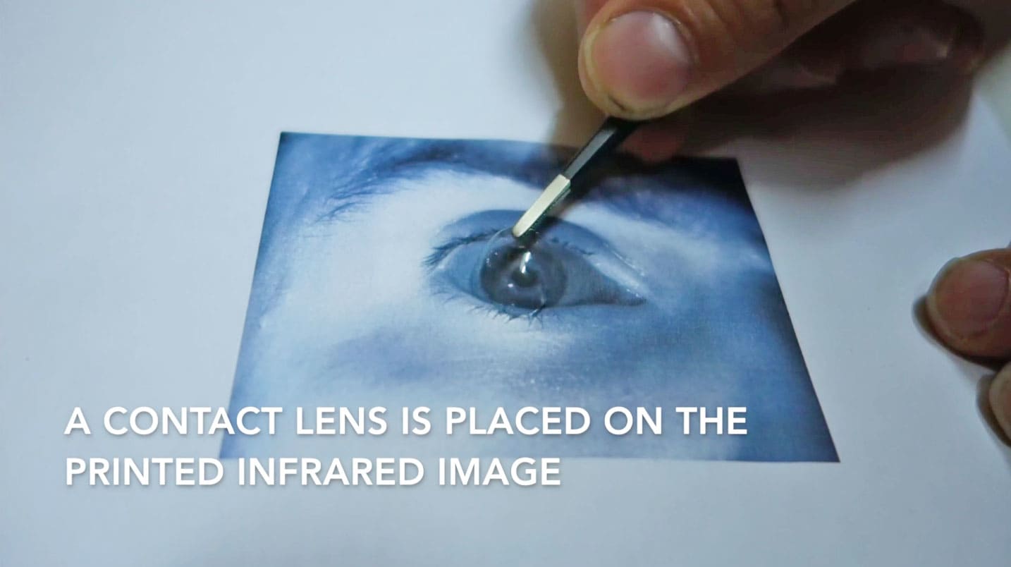 قارئ قزحية العين