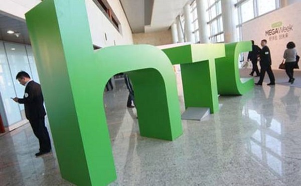 htc U12+
