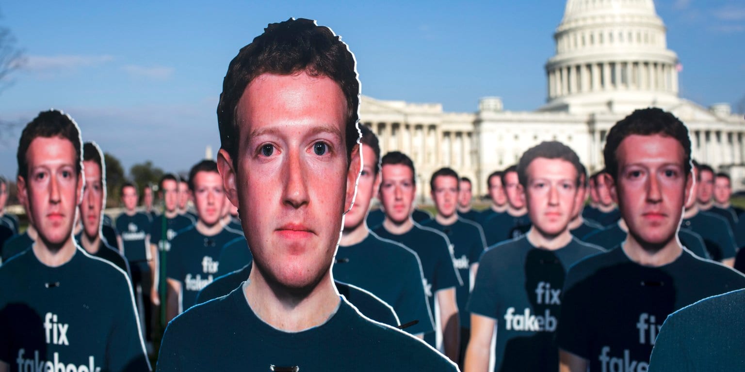 استنساخ حسابات فيسبوك