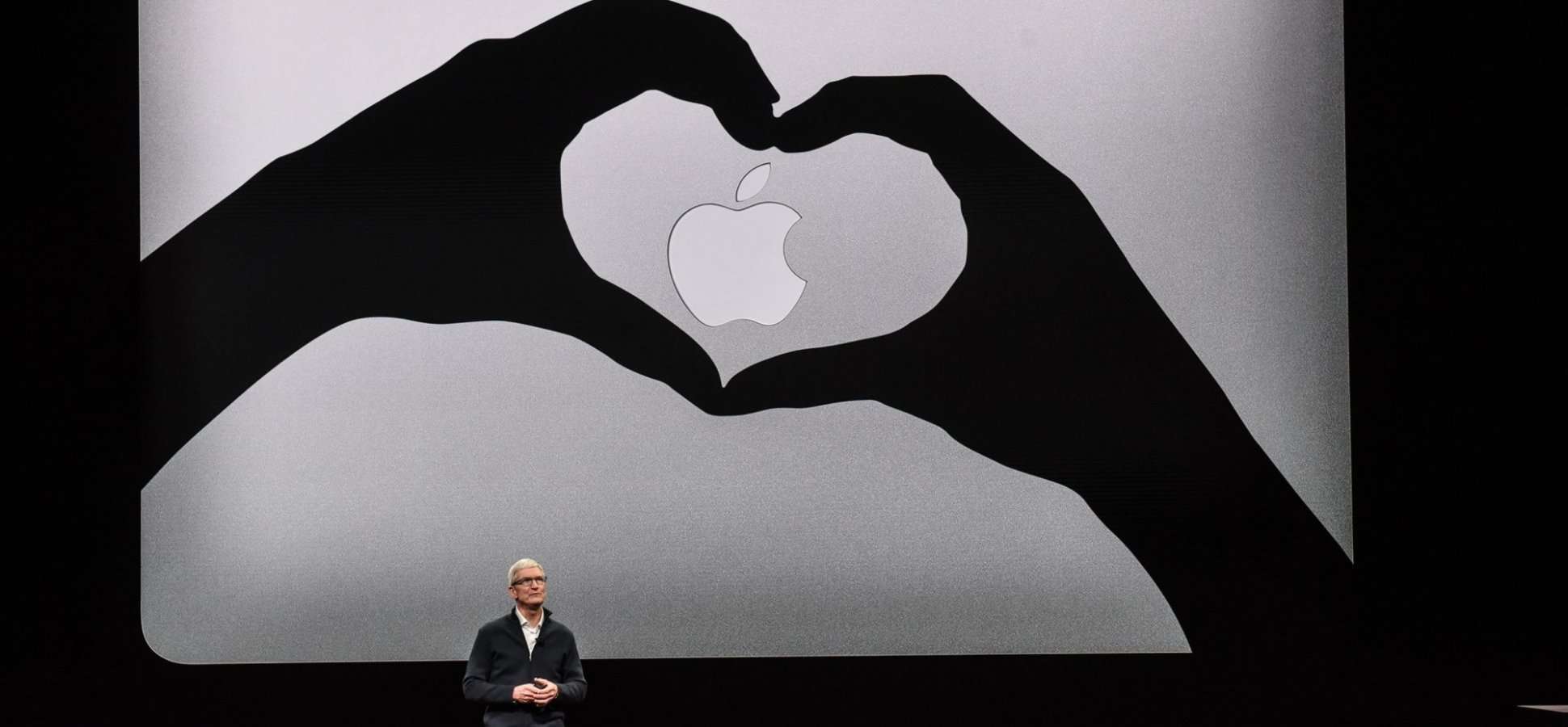 على طريقة شركة أبل كيف تُنشىء عرضًا تقديمًا يوضح ما تريد في 3 ثوان فقط!