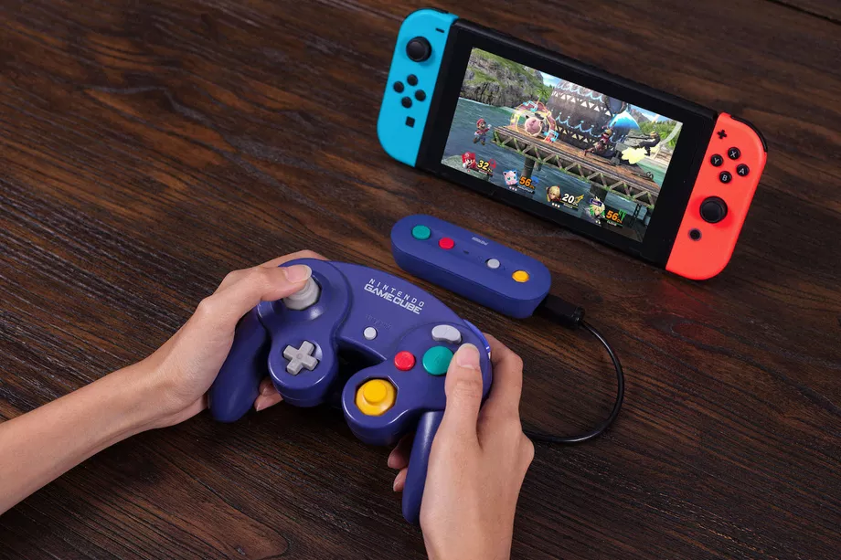 محوّل GBros يحوّل أجهزة التحكم GameCube السلكية إلى لاسلكية