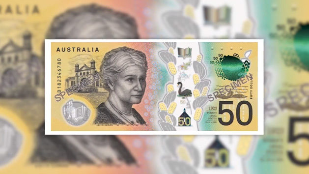 استراليا تطبع 400 ورقة نقدية بها خطأ مطبعي 1 خطأ مطبعي في ورقات نقدية