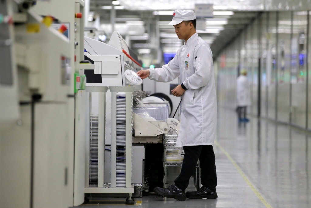 الحرب التجارية ضد الصين: الصين تحذر الشركات التقنية من الخضوع لقرار ترامب