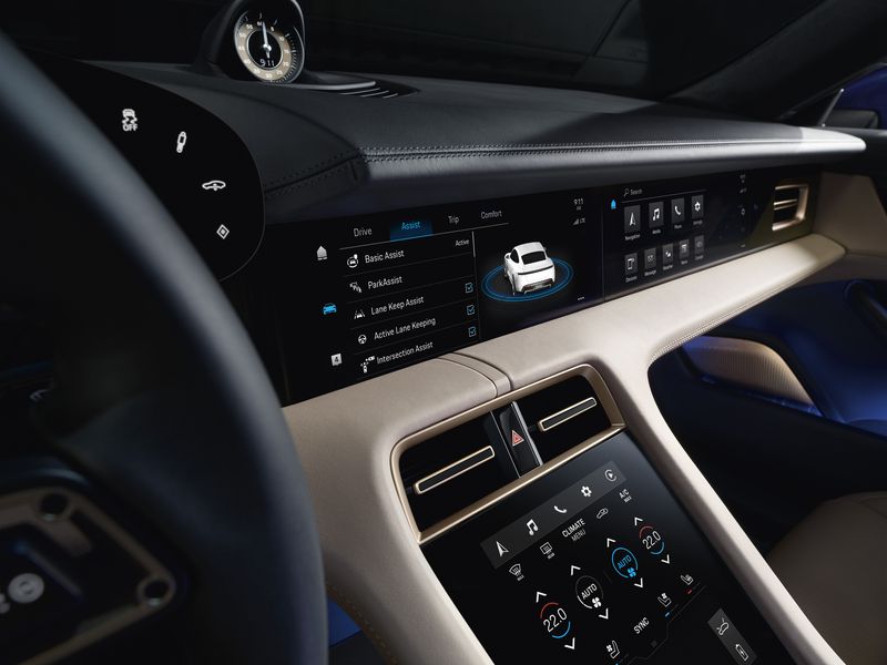 بورش تايكان steering wheel