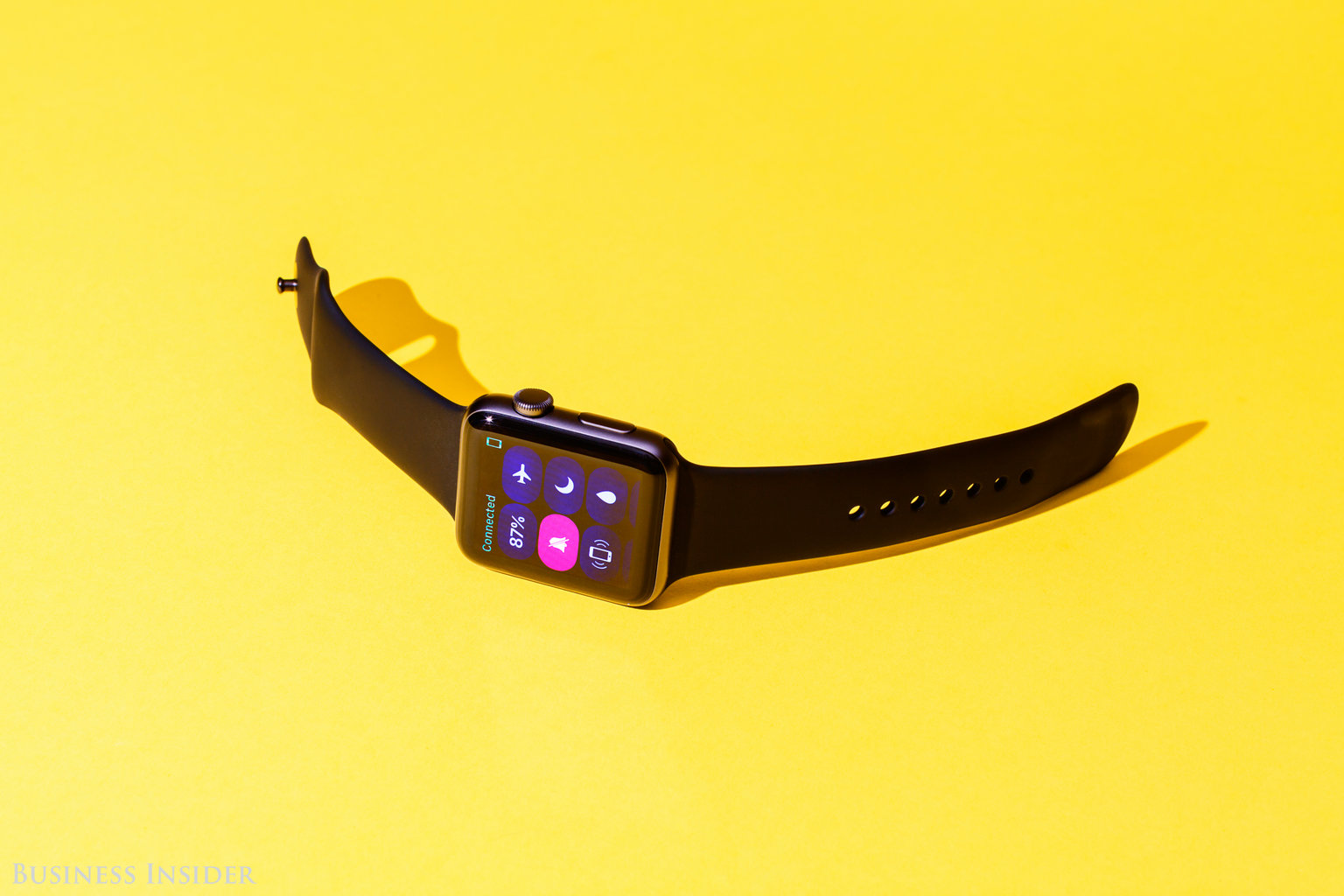 كيف تحافظ على عمر بطارية ساعة أبل الذكية