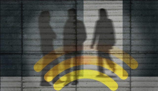 تقنية جديدة للتعرف على الناس من وراء الجدران تبعًا لطريقة المشي
