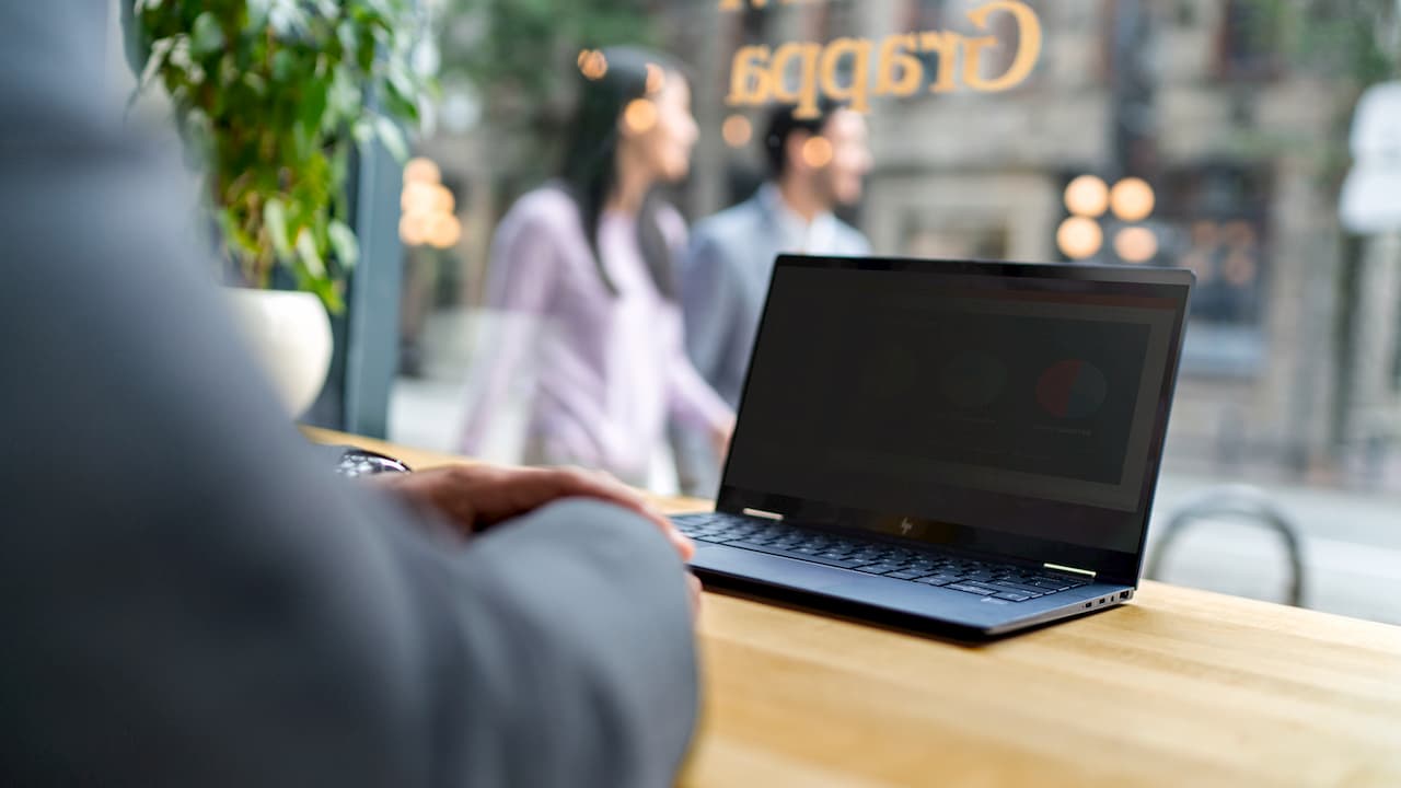 HP Elite Dragonfly 2019 6