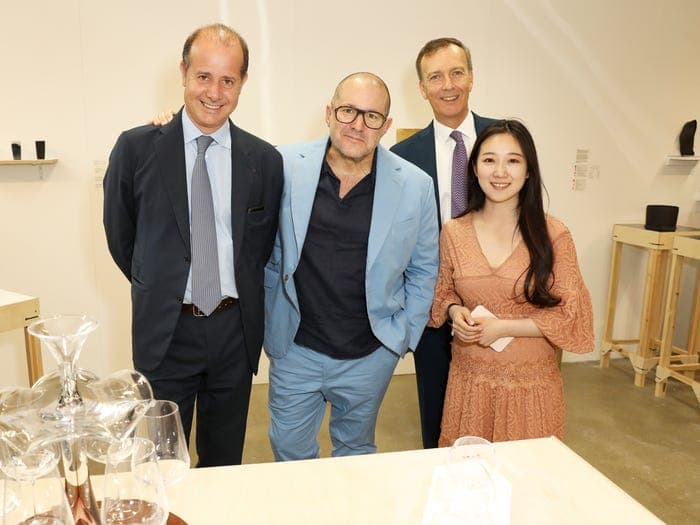 ماذا يفعل المصمم جوني آيف منذ مغادرة ابل2