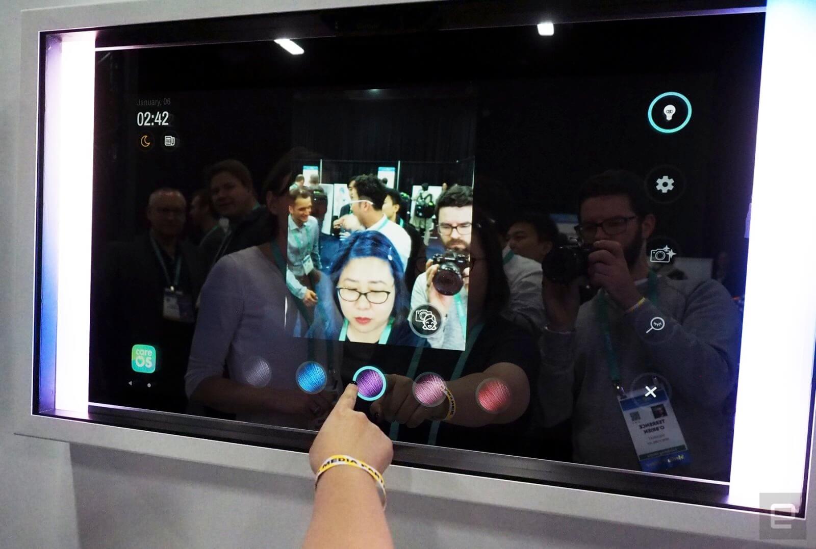 مرآة Poseidon الذكية مرآة مزودة برقاقة داخلية وكاميرا وبعض التطبيقات