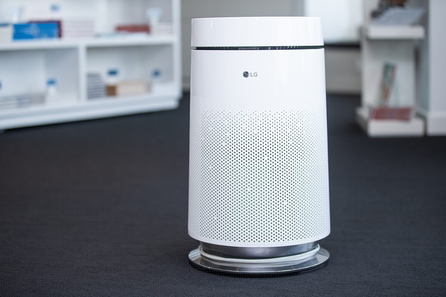 LG PuriCare 360 front