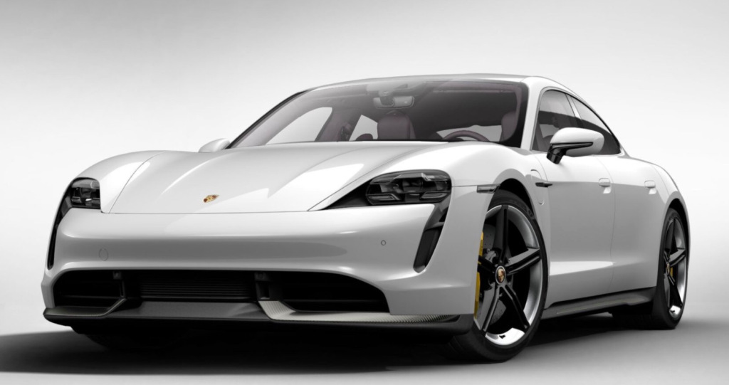 بورش تايكان 2021 بالأبيض