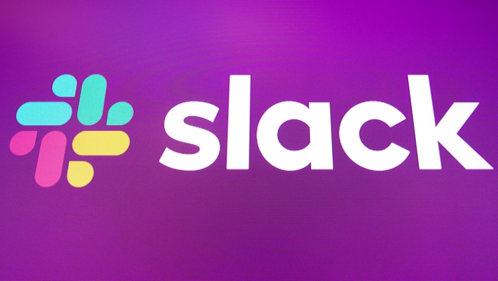 شركة Slack تقاضي Microsoft متهمة إياها بالممارسات الاحتكارية والمعادية للمنافسة
