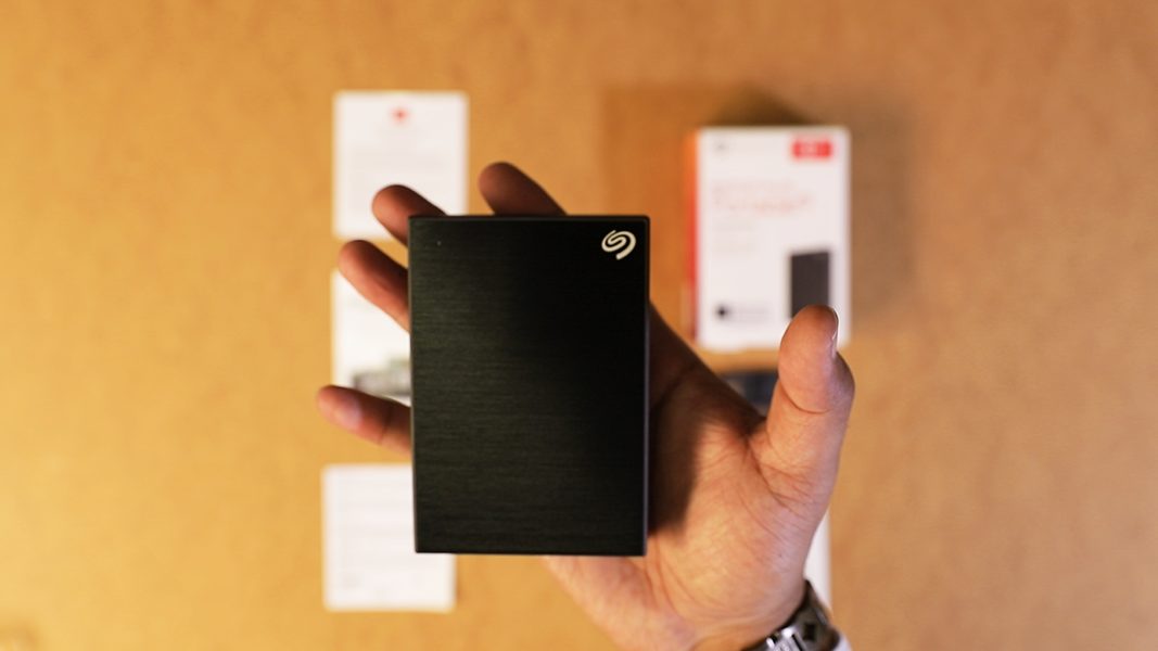 ما الذي يجعل من Seagate Backup Plus 5TB وحدة التخزين الاحتياطي المثالية؟