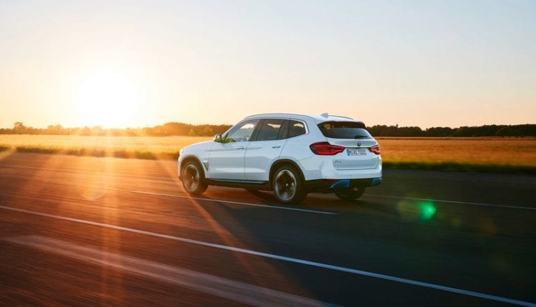 BMW iX3 الكهربائية