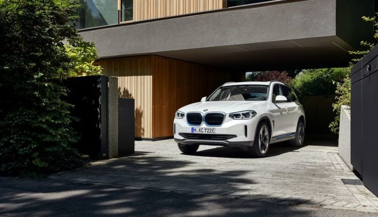 BMW iX3 6