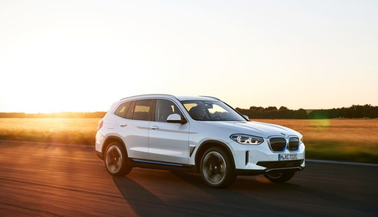BMW iX3