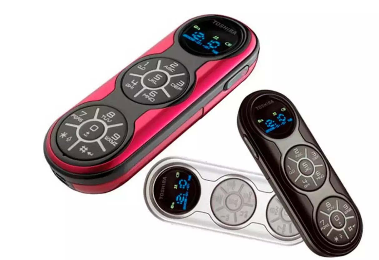 أغرب تصميمات الهواتف التي صدرت عبر السنوات