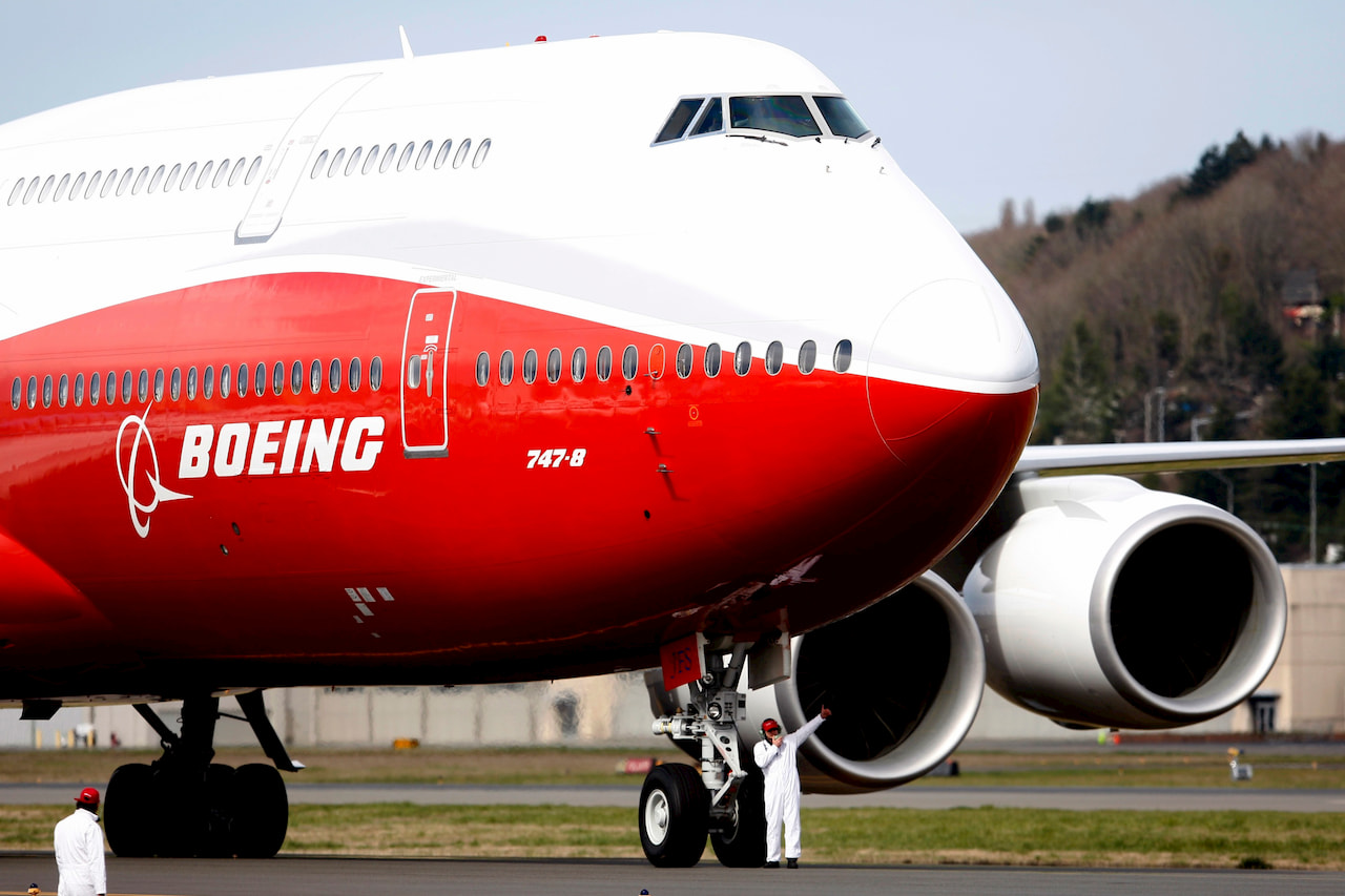 لن تصدق كيف تحصل طائرات بوينج 747 على تحديثاتها البرمجية الهامة