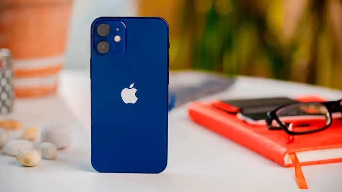 ايفون ١٢ ميني