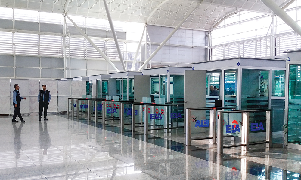 الأنظمة الأمنية دون لمس لم تعد خياراً، بل ضرورة في عالم اليوم