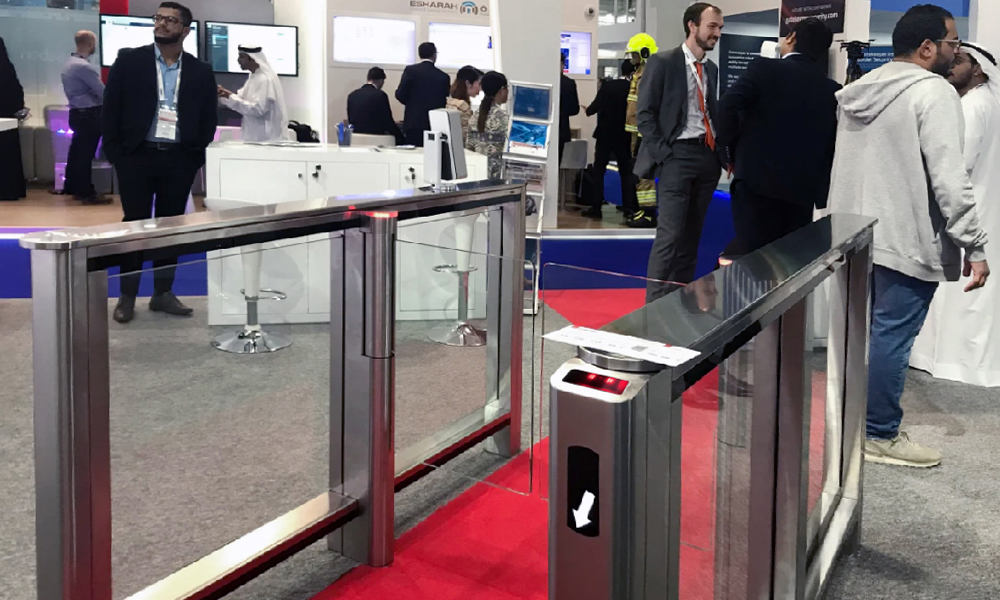 الأنظمة الأمنية دون لمس لم تعد خياراً، بل ضرورة في عالم اليوم