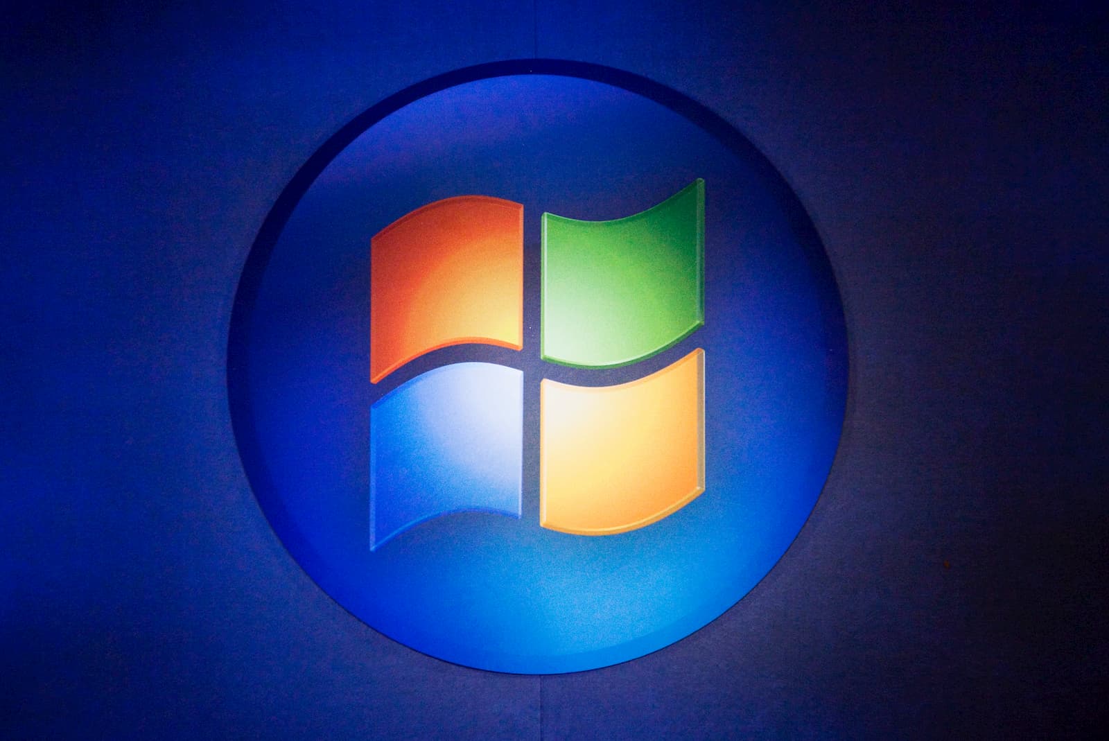 مرور 35 عامًا على مايكروسوفت ويندوز