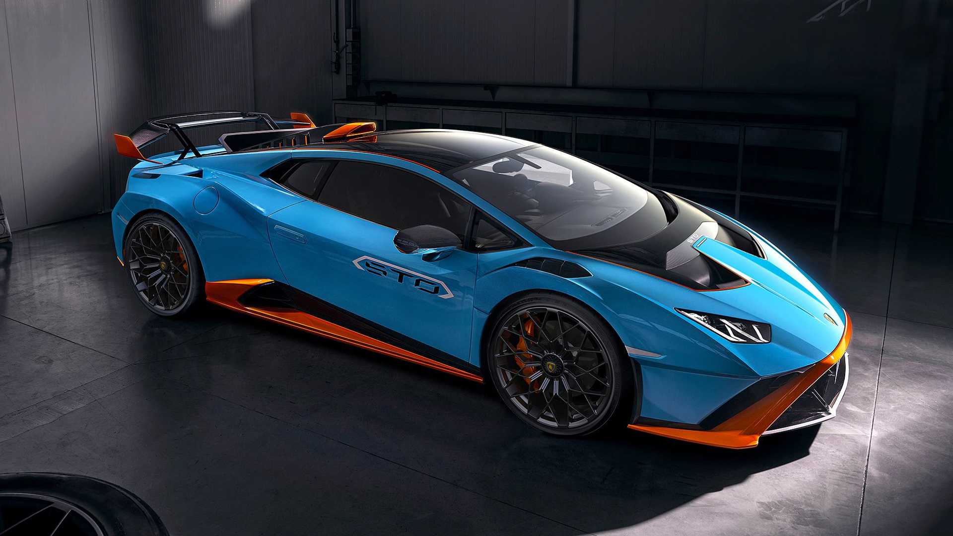 شركة لامبورغيني تستعرض سيارتها الجديدة Huracan STO