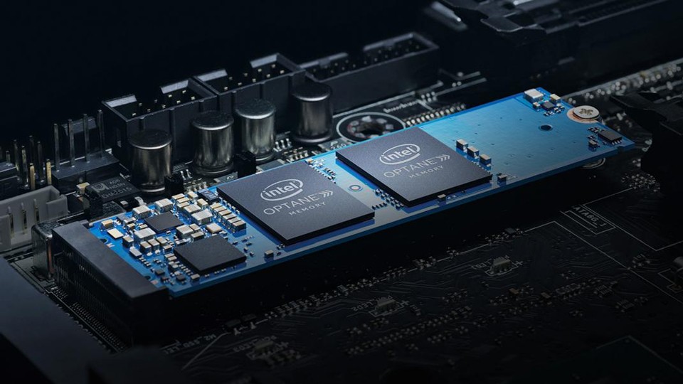 من أين تجني شركة Intel عائداتها حقاً؟ وكم ستتضرر من انتقال الشركات نحو معالجات ARM؟
