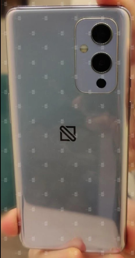 تسريبات جديدة تكشف تصميم ومحتويات هواتف OnePlus 9 المنتظرة